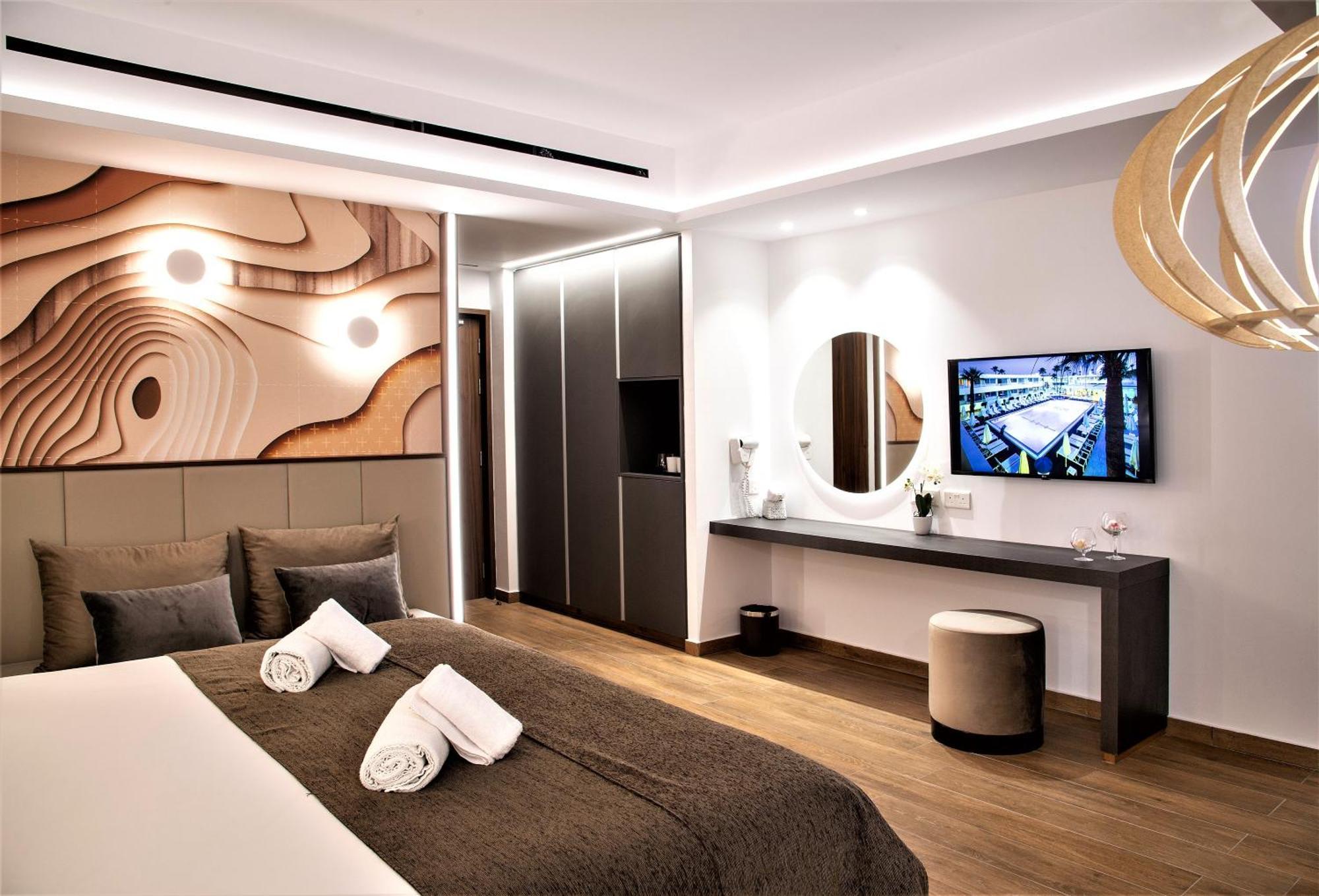 Melpo Antia Hotel&Suites Ayia Napa Esterno foto