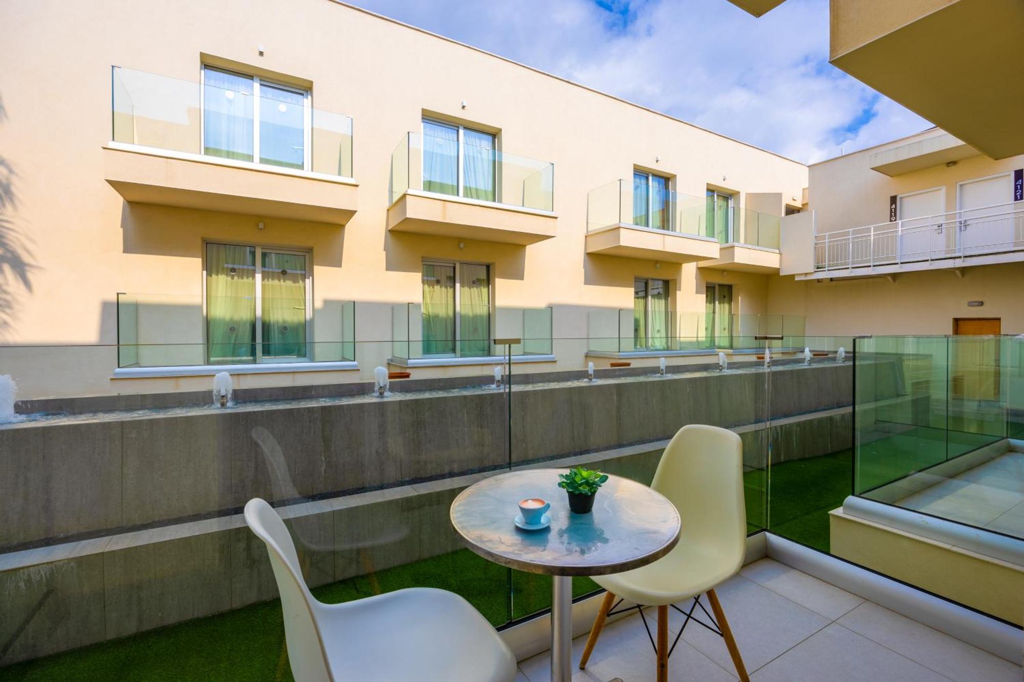 Melpo Antia Hotel&Suites Ayia Napa Esterno foto