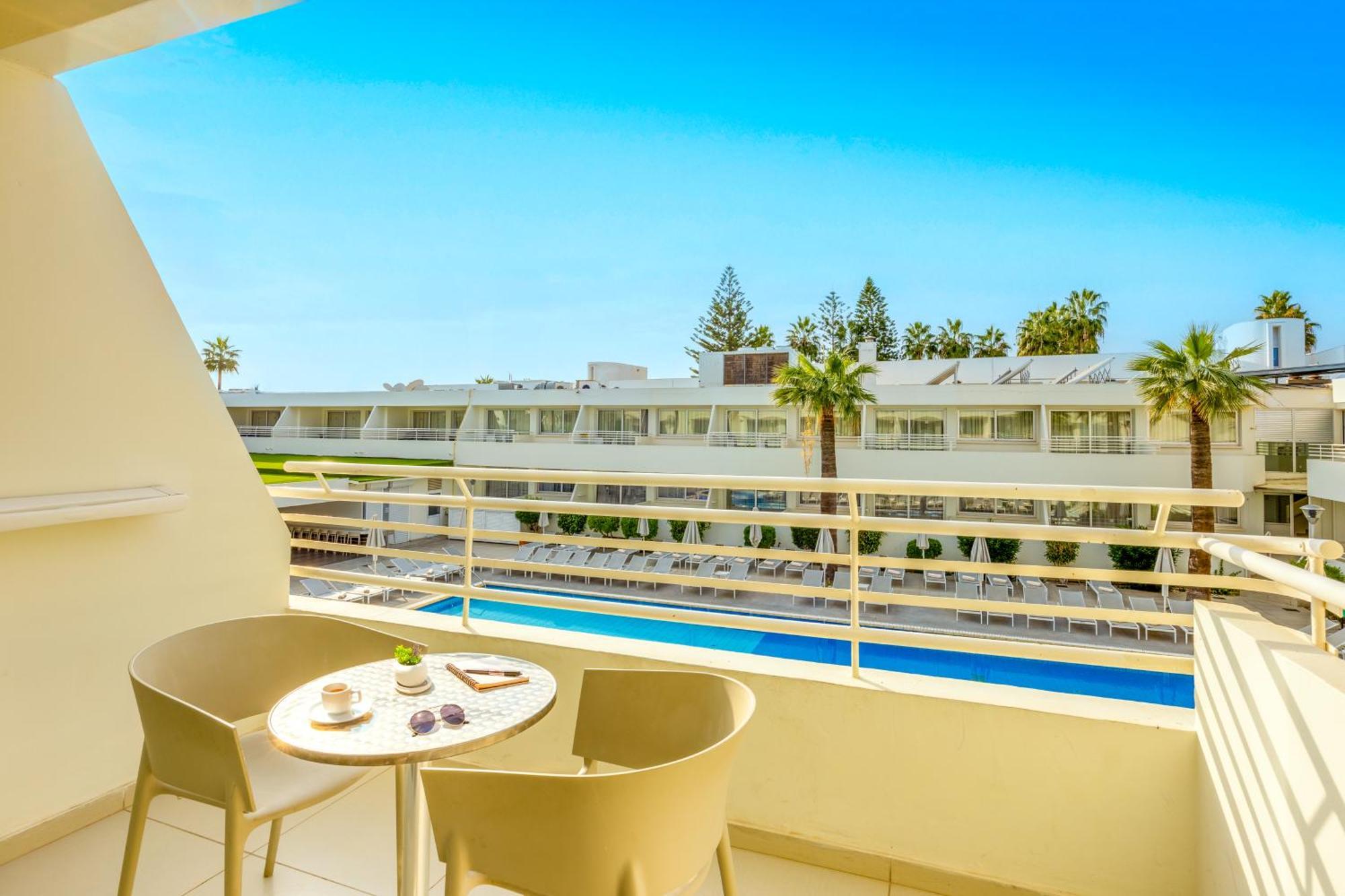 Melpo Antia Hotel&Suites Ayia Napa Esterno foto