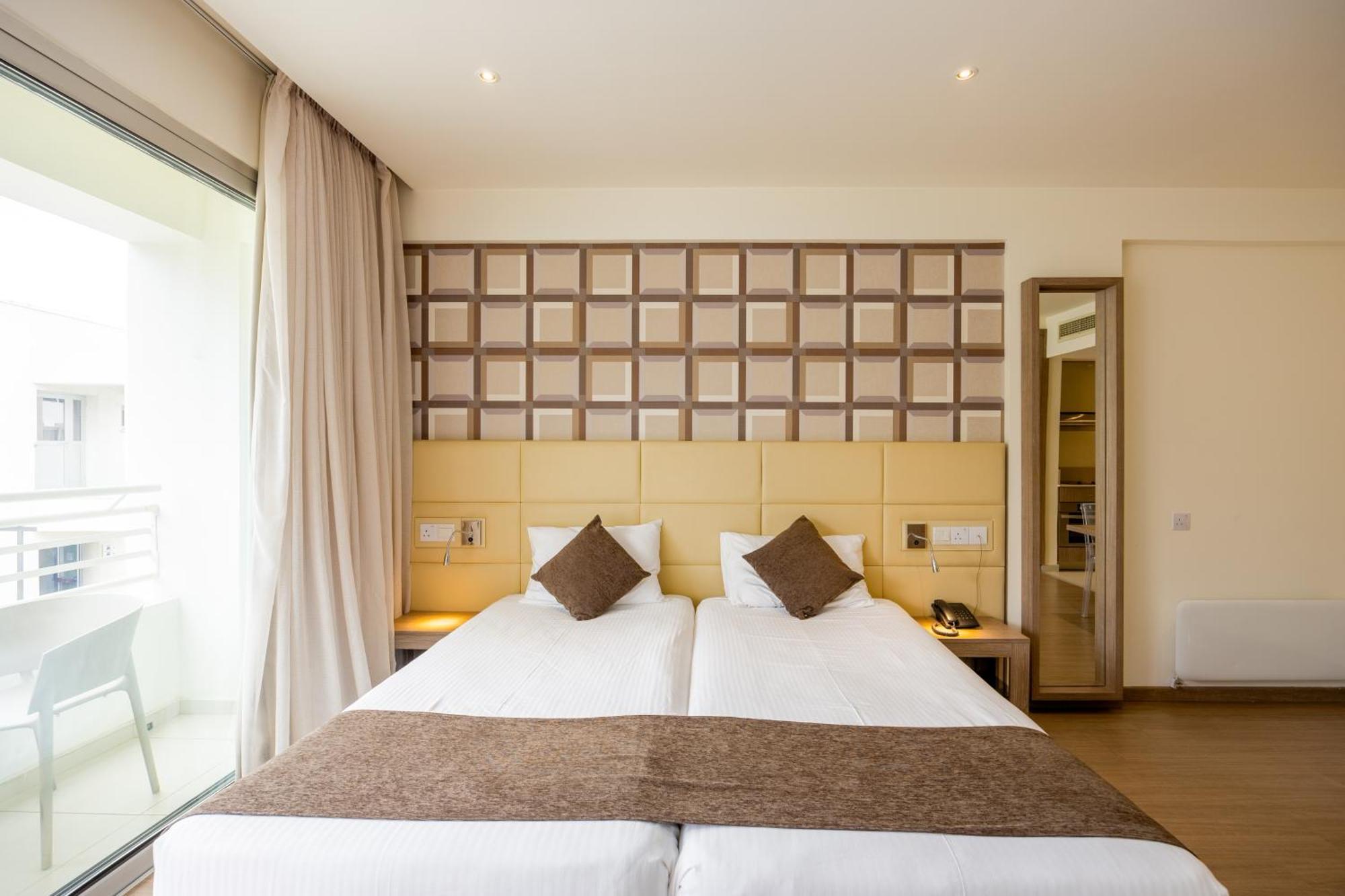 Melpo Antia Hotel&Suites Ayia Napa Esterno foto