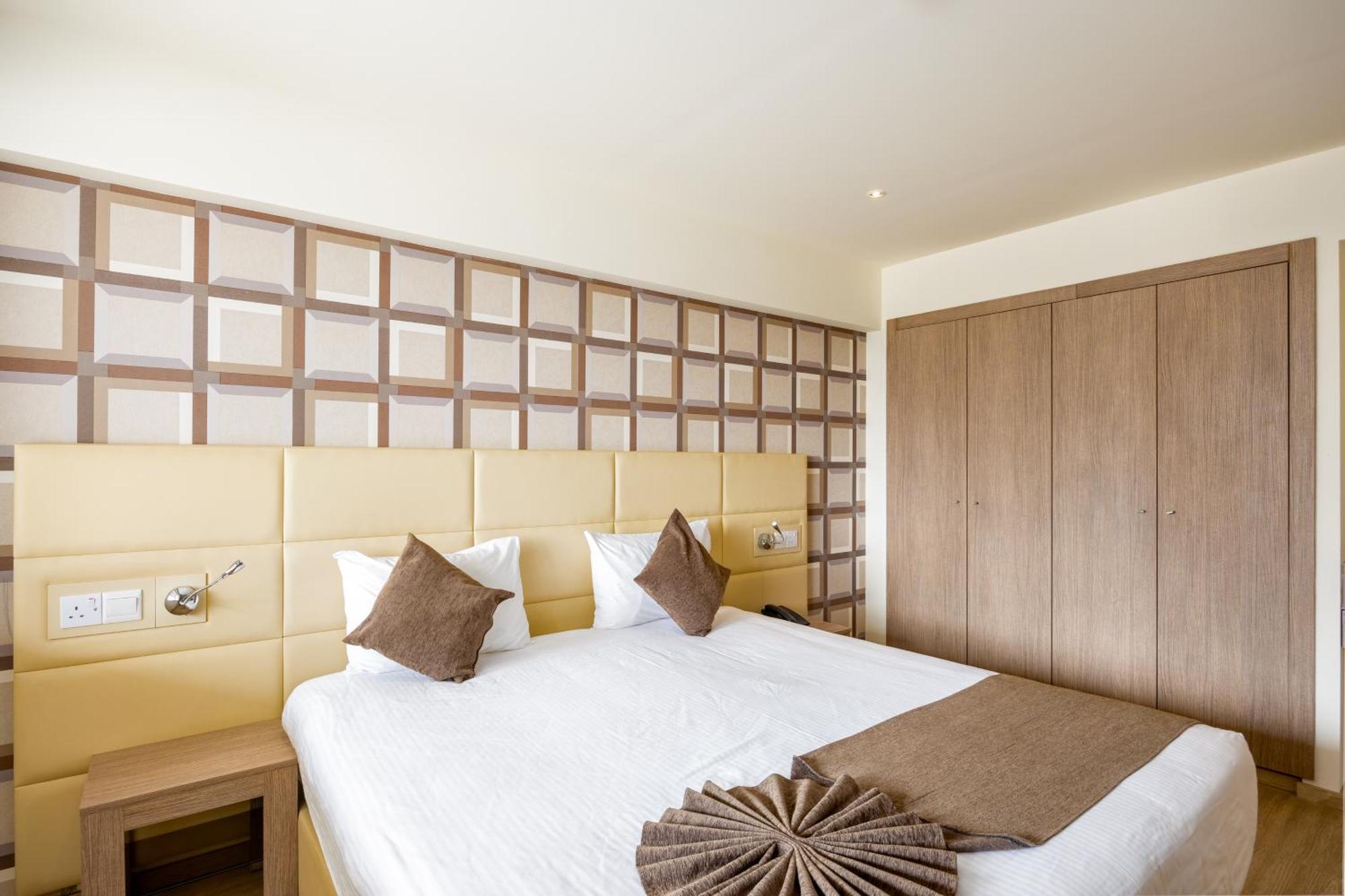 Melpo Antia Hotel&Suites Ayia Napa Esterno foto
